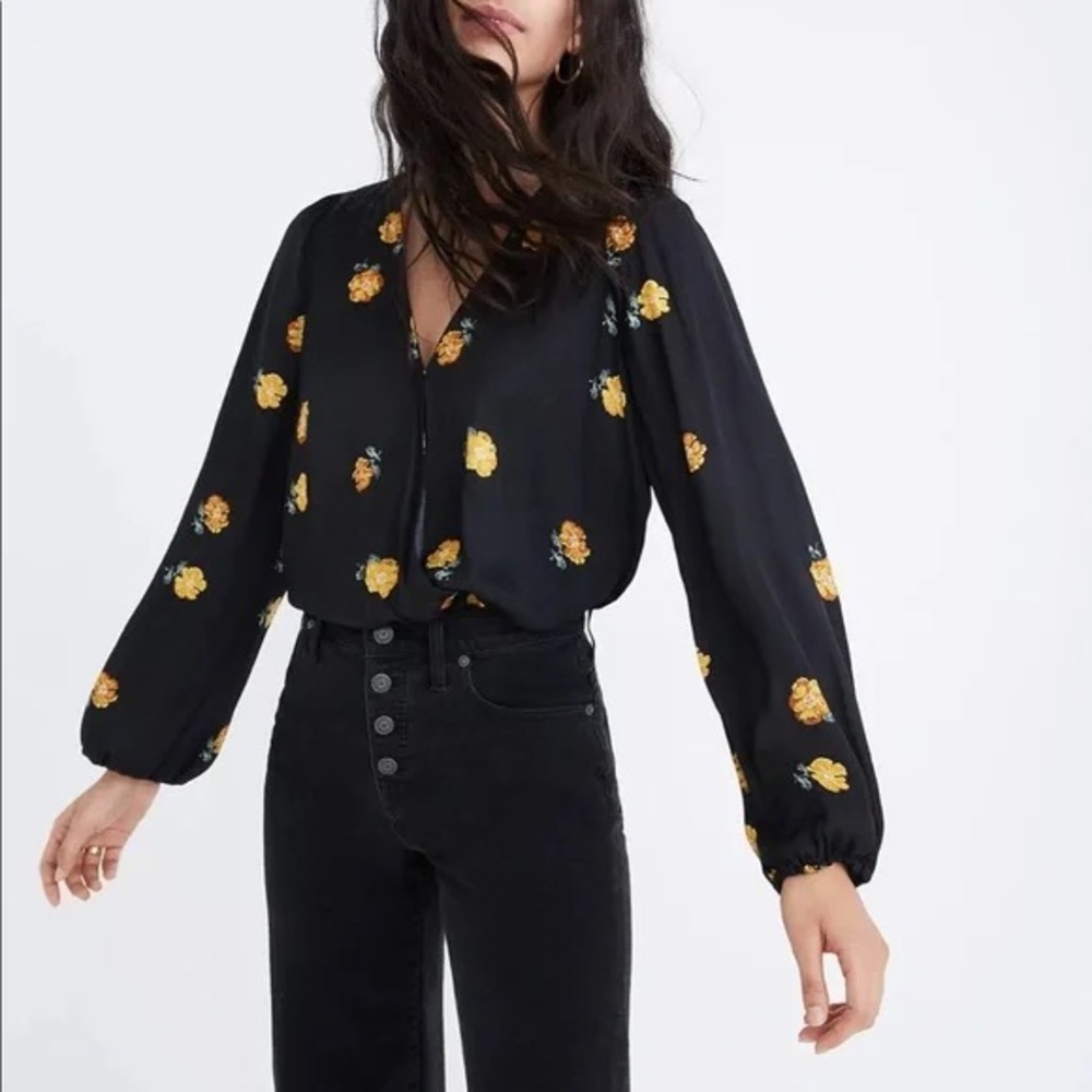 Madewell Bubble sleeve black wrap top
